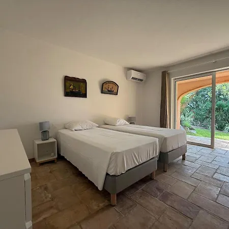 Villa Provençale De Charme Avec Piscine Et Vue *